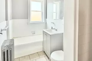 2801 W Lunt Ave, Chicago, IL 60645 - Photo 12