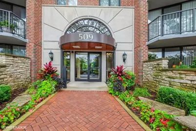 509 Aurora Avenue #614, Naperville, IL 60540 - Photo 2