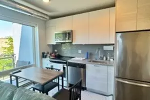 2407 W Eastwood Ave, Chicago, IL 60625 - Photo 8