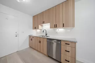 1046 Hampton Harbor, Schaumburg, IL 60193 - Photo 8
