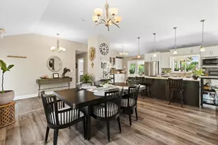 6441 S Richmond Ave, Willowbrook, IL 60527 - Photo 4