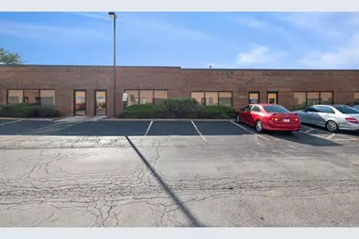 30W270 Butterfield Road #104, Warrenville, IL 60555 - Photo 2