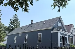 10453 S Ewing Ave, Chicago, IL 60617 - Photo 2