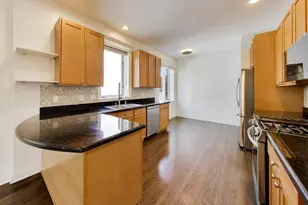 3939 N Greenview Ave, Chicago, IL 60613 - Photo 4