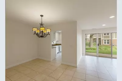 1255 Regency Court #1255, Vernon Hills, IL 60061 - Photo 4