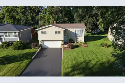 N335 Cottonwood Drive, Wheaton, IL 60187 - Photo 2
