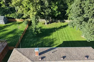 N335 Cottonwood Dr, Wheaton, IL 60187 - Photo 14