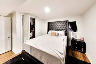 3014 W Walnut St, Chicago, IL 60612 - Photo 12