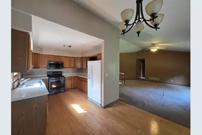 803 Main Street, Maple Park, IL 60151 - Photo 6