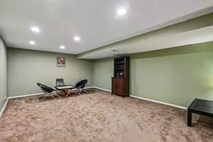 2453 Cushing Ln, Aurora, IL 60503 - Photo 68