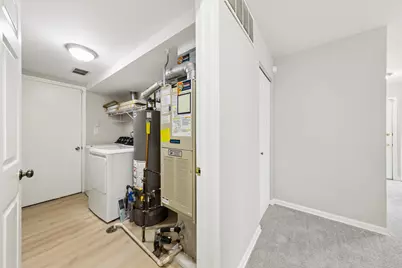 1720 Grove Avenue #A, Schaumburg, IL 60193 - Photo 12