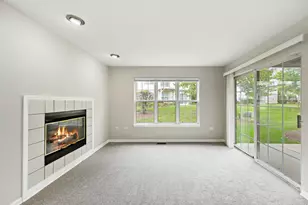 1720 Grove Ave, Schaumburg, IL 60193 - Photo 4