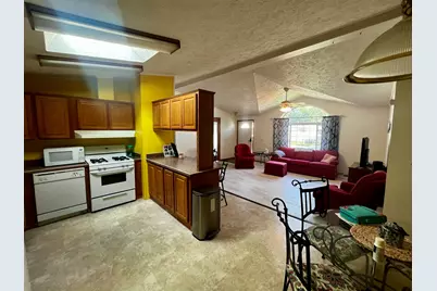 1074 Lakeview Road, Elgin, IL 60123 - Photo 8
