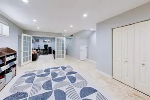 329 W Goethe St, Chicago, IL 60610 - Photo 34