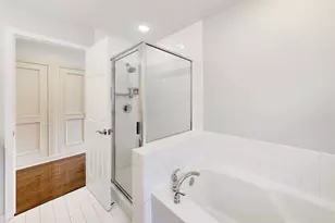 329 W Goethe St, Chicago, IL 60610 - Photo 26