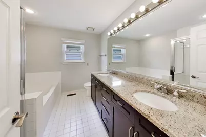 329 W Goethe Street, Chicago, IL 60610 - Photo 24