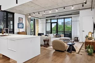 111 S Peoria St, Chicago, IL 60607 - Photo 2