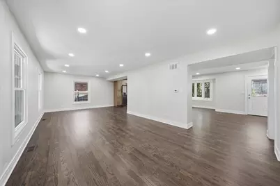 8700 W 103rd Street, Palos Hills, IL 60465 - Photo 4