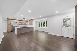 8700 W 103rd St, Palos Hills, IL 60465 - Photo 8