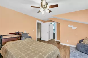 502 W John St, Champaign, IL 61820 - Photo 30