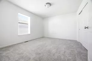 32021 Savannah Dr, Lakemoor, IL 60051 - Photo 22