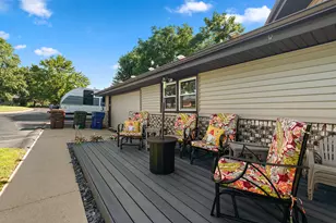 1003 Northern Dr, Lockport, IL 60441 - Photo 4
