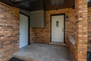 5301 Imperial Dr, Richton Park, IL 60471 - Photo 4