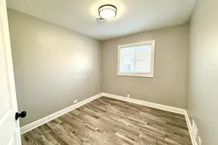 1643 N 43rd Ave, Stone Park, IL 60165 - Photo 8