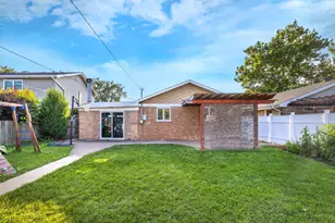 11009 S Mansfield Ave, Chicago Ridge, IL 60415 - Photo 24