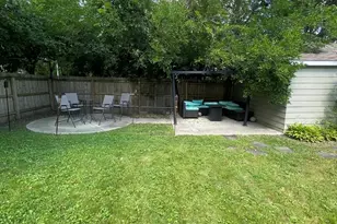 321 Minocqua St, Park Forest, IL 60466 - Photo 6