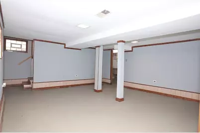10031 S Paxton Avenue, Chicago, IL 60617 - Photo 32