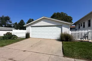 218 S Chestnut St, Shannon, IL 61078 - Photo 2