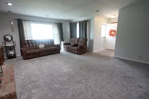 1222 Kay Ave, Rockford, IL 61103 - Photo 10