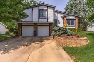 207 Greenleaf Dr, Bloomington, IL 61704 - Photo 38