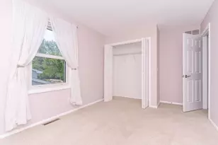 207 Greenleaf Dr, Bloomington, IL 61704 - Photo 22
