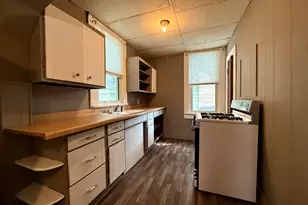 504 S East St, Clifton, IL 61727 - Photo 8