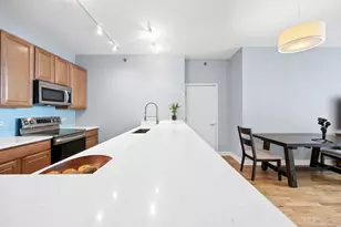 1322 S Prairie Ave, Chicago, IL 60605 - Photo 22