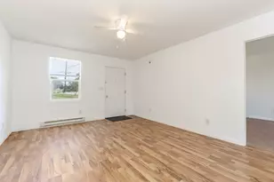 322 E Timber St, Pontiac, IL 61764 - Photo 6