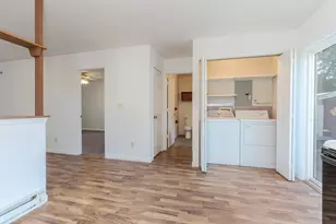322 E Timber St, Pontiac, IL 61764 - Photo 10