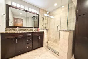 879 N Auburn Woods Dr, Palatine, IL 60067 - Photo 20
