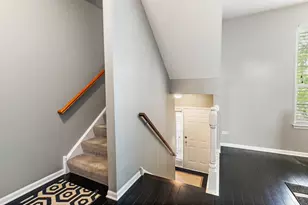 1095 Village Center Pkwy, Aurora, IL 60506 - Photo 10