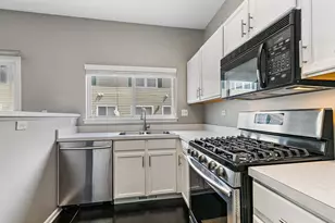 1095 Village Center Pkwy, Aurora, IL 60506 - Photo 6