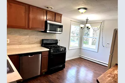 225 Panama Avenue, Hampshire, IL 60140 - Photo 2
