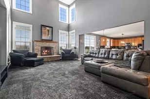 5 Kensington Ct, Hawthorn Woods, IL 60047 - Photo 12