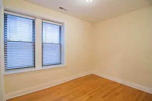 2110 W 18th Pl, Chicago, IL 60608 - Photo 8