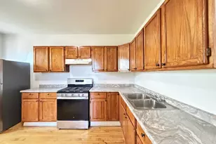 4251 W Haddon Ave, Chicago, IL 60651 - Photo 4