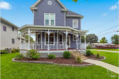 1223 N Locust Street, Pontiac, IL 61764 - Photo 2