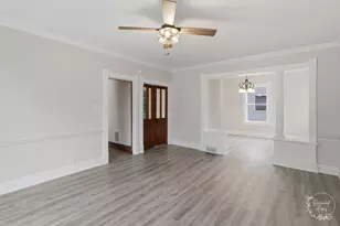 1223 N Locust St, Pontiac, IL 61764 - Photo 10