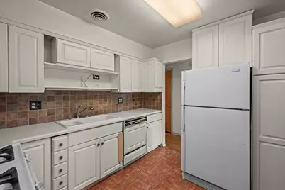 9420 Octavia Avenue, Morton Grove, IL 60053 - Photo 8