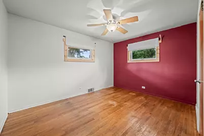 9420 Octavia Avenue, Morton Grove, IL 60053 - Photo 10